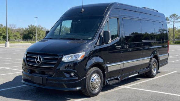 akron 8 passenger sprinter van
