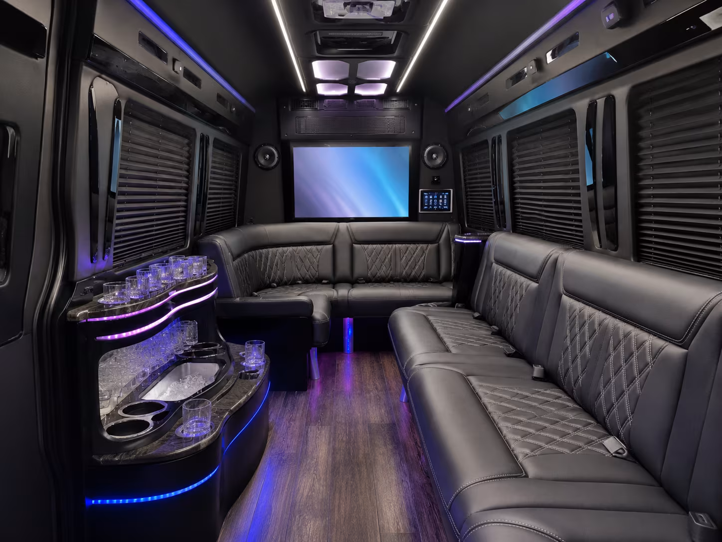 find the perfect transportation for your next airport transfer 5